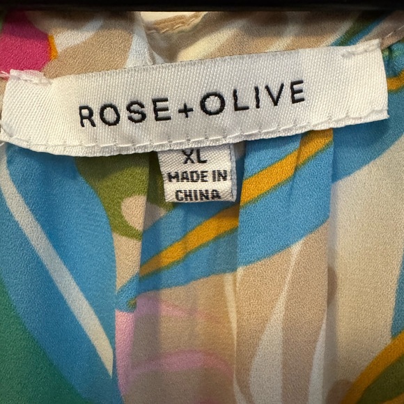 Rose & Olive tropical sleeveless top - Picture 2 of 4